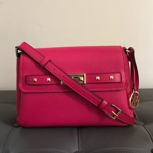 Michael Kors Addison Small pink Messenger